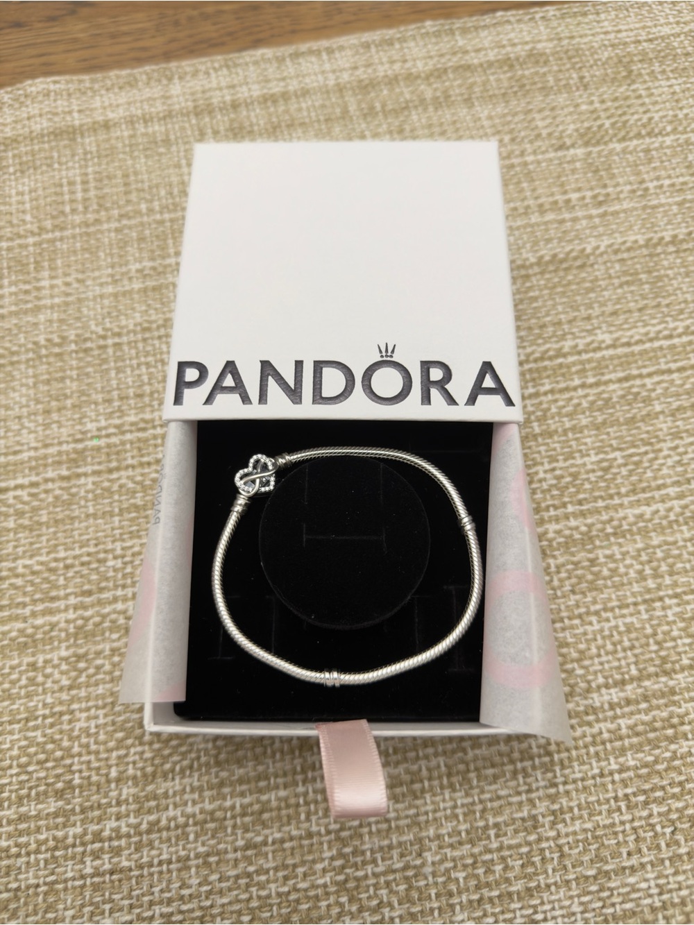NEW - Authentic Pandora Infinity Heart Bracelet